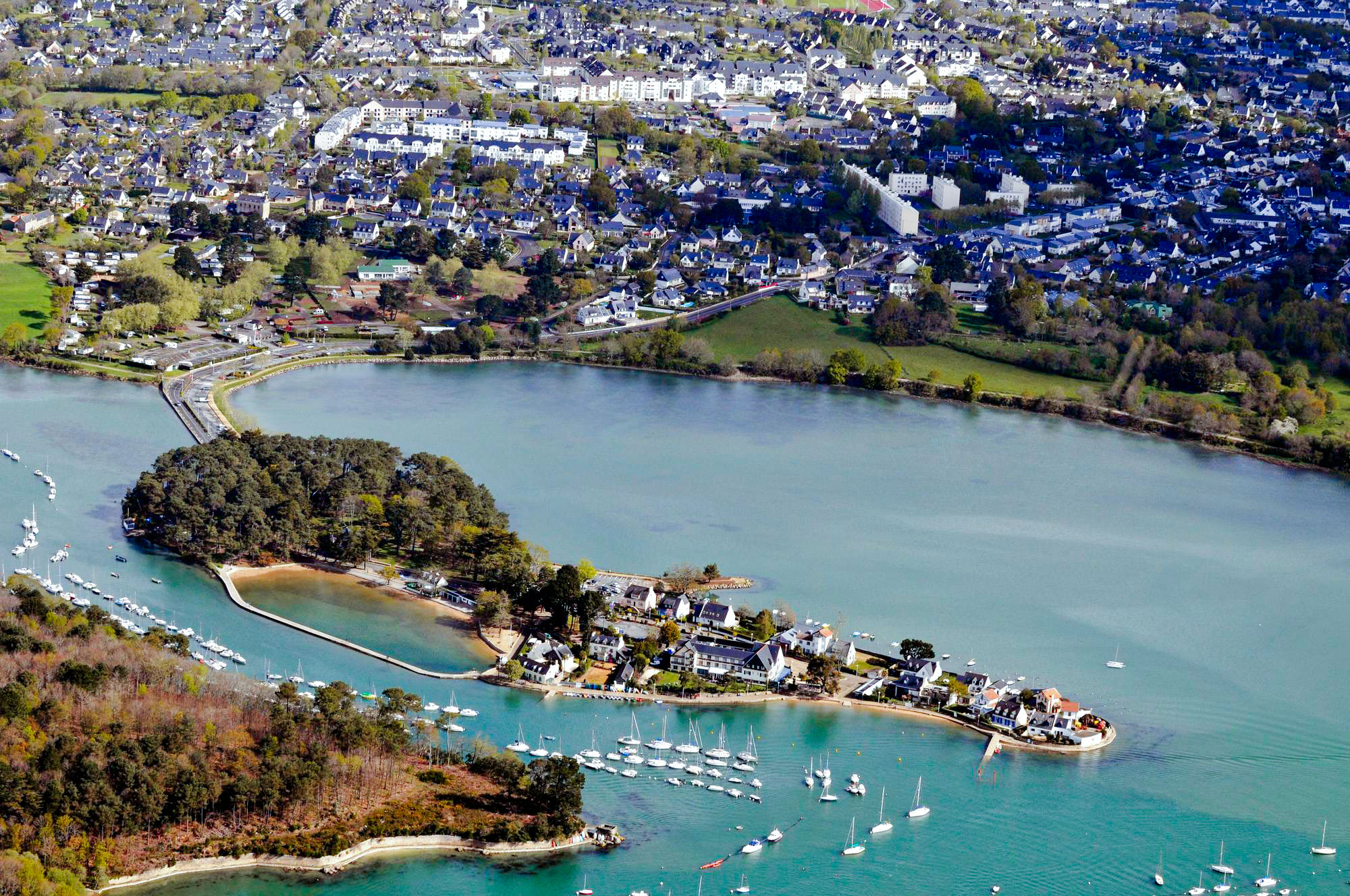 Vannes and the Conleau peninsula